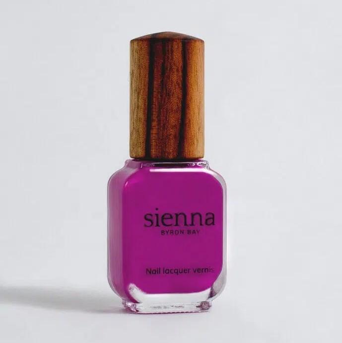 SIENNA BYRON BAY Queen Nail Polish